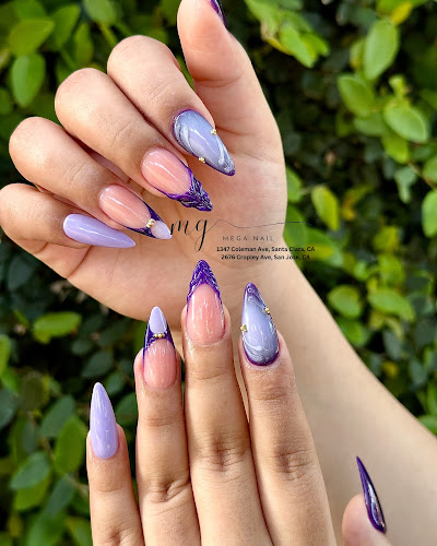 Mega Nail Bar