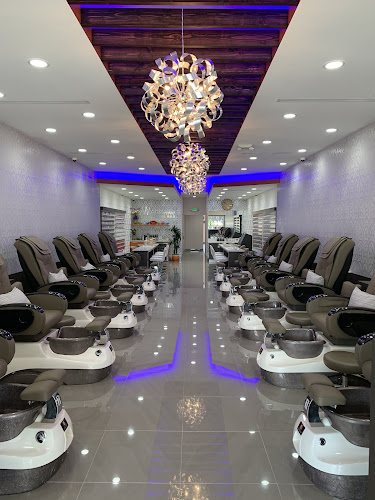 Mignonne Nail Bar Of RB, nail salon in Redondo Beach, California