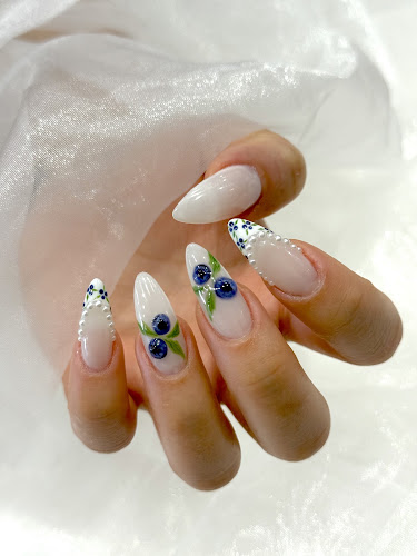 Mio Nails & Spa 2