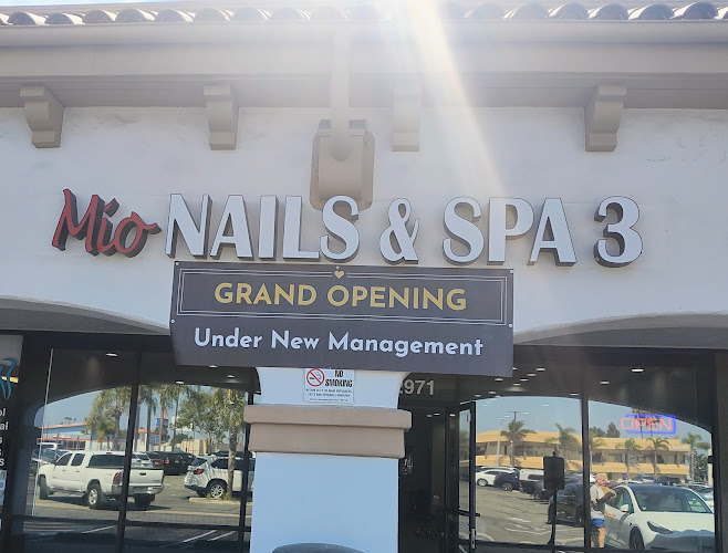 Mio Nails & Spa 3