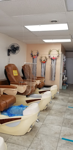 Mirage nails and spa, nail salon in Encinitas, California