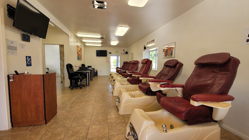 Mission Nails & Spa