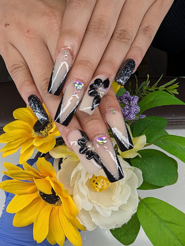 Mommy & Me Nails