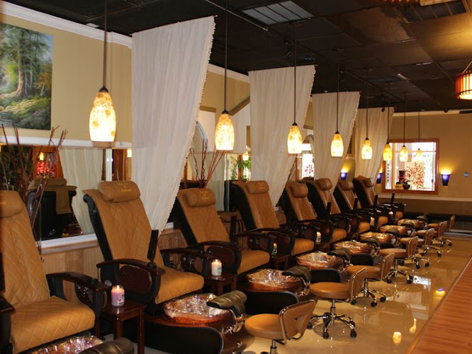 Monaco Nail Spa, nail salon in Reseda, California
