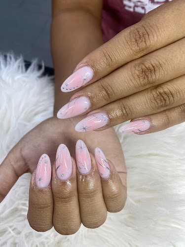 Montana Nails - Santa Monica