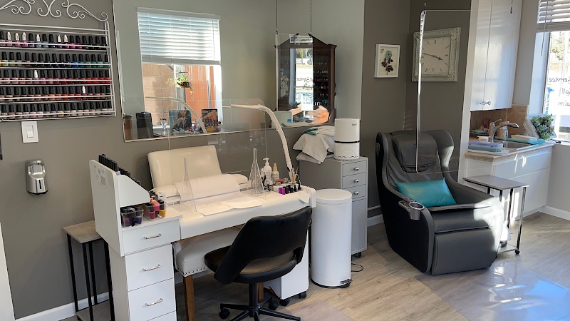 Montclair Nails, nail salon in Piedmont, California