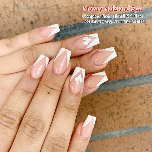 Mowry Nails and Spa