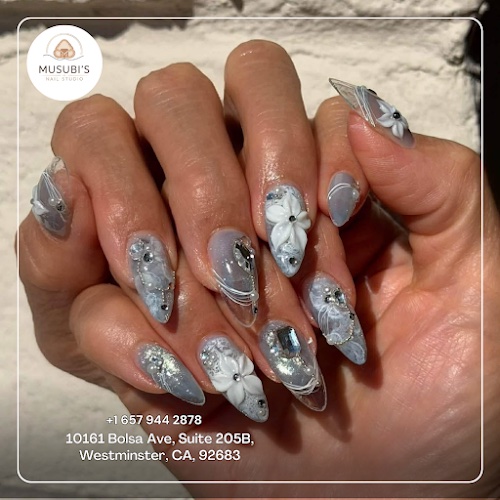 Musubi Lash and Nail Studio
