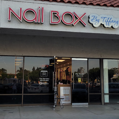 Nail Box by Tiffany, nail salon in Hawaiian Gardens, California