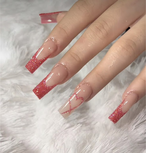 Nail Express, nail salon in Bassett, California