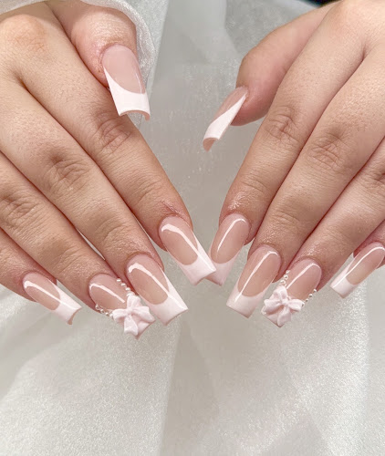 Nail Lovers, nail salon in Folsom, California