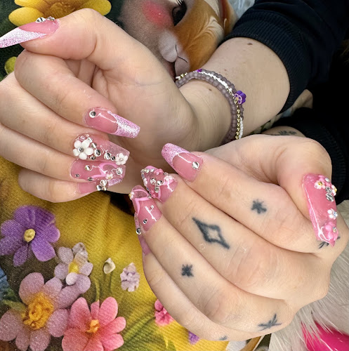 Nail Sketch Organic