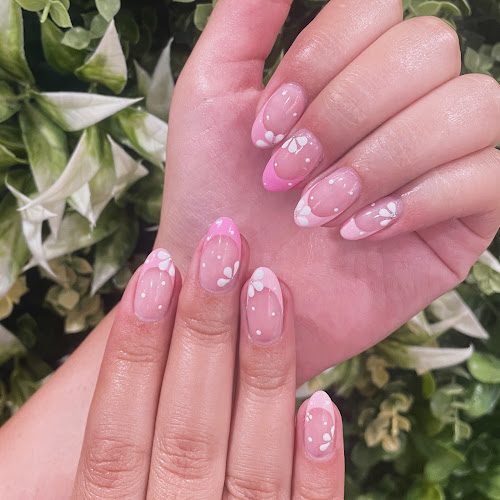 NaiLAX