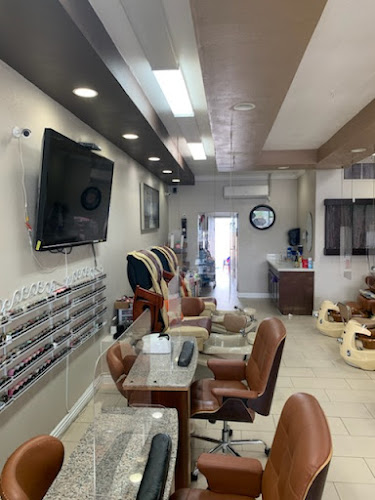 Nailicious and Spa
