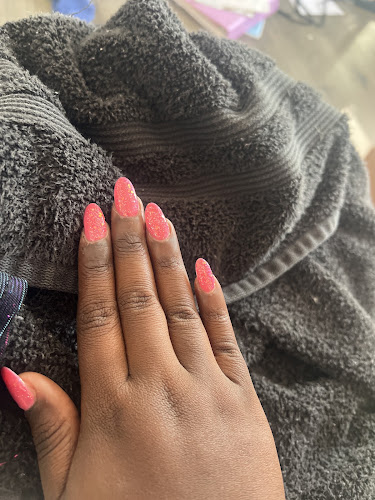 Nails 4 Season