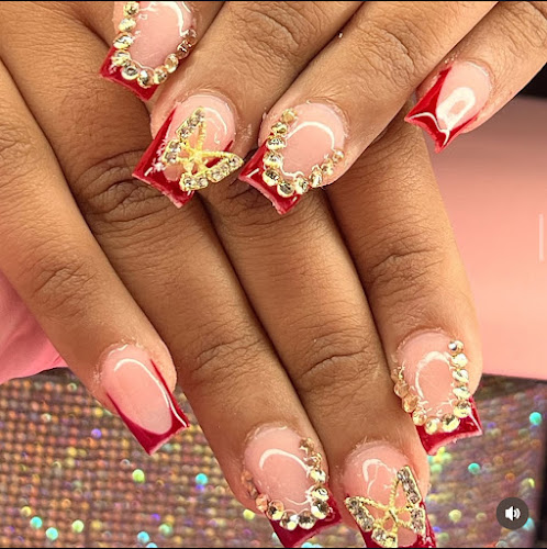 Nails by MIE