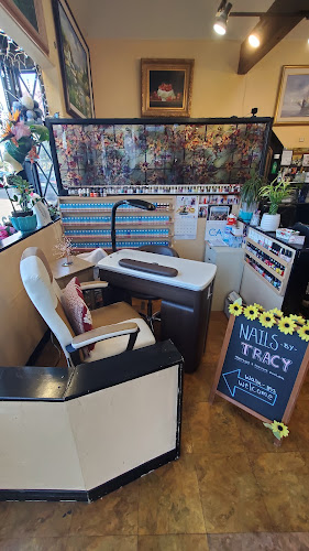 Nails by Tracy, nail salon in Carlsbad, California