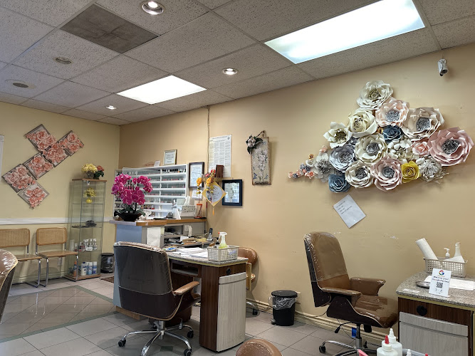Nails Paradise, nail salon in Irvine, California