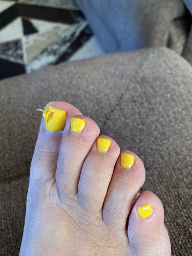 Nails Plus
