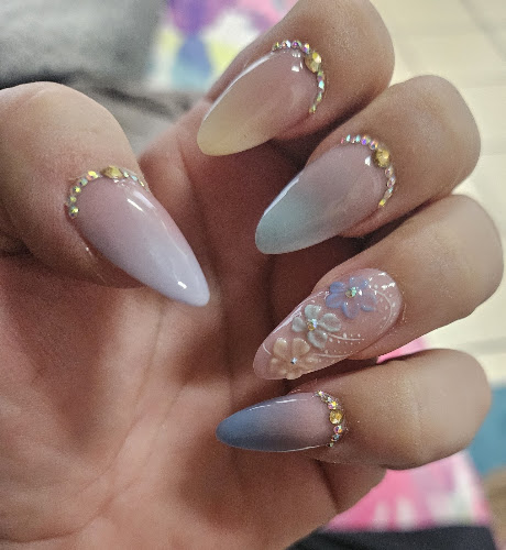 Nails Tech Spa