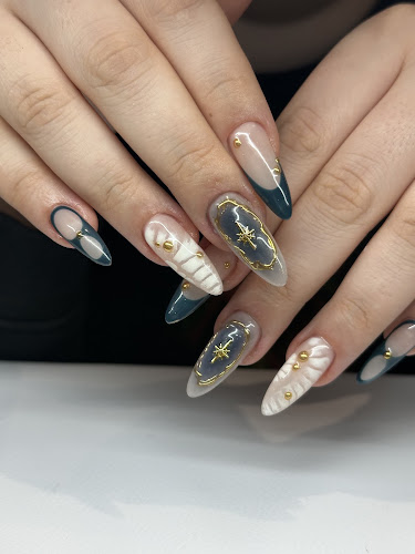 Nails with Jazz