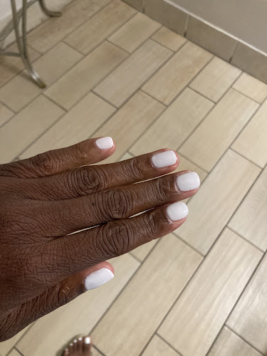 Natural Nails Plus