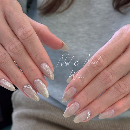 Nest & Nail