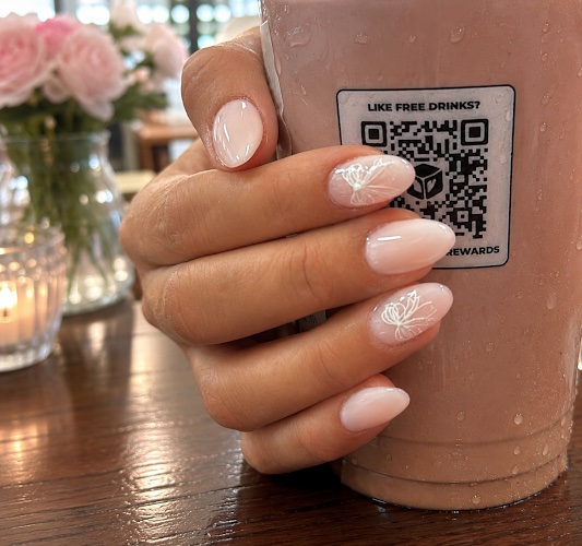 Noemi Nails