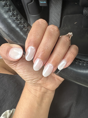 Nova Nail Lounge Lashes