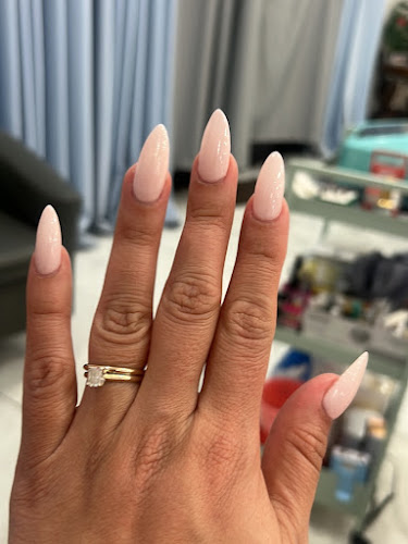 Novel Nails & Day Spa