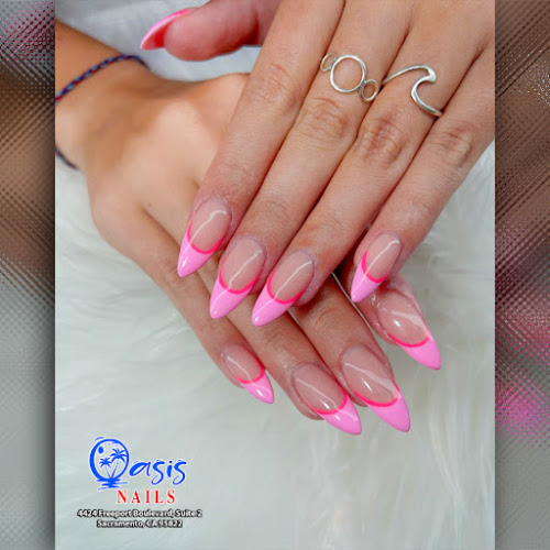Oasis Nails