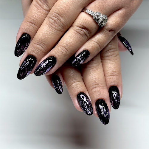 Obsessed With Colors - Nail Design