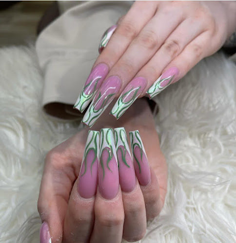 Omni Nail Spa