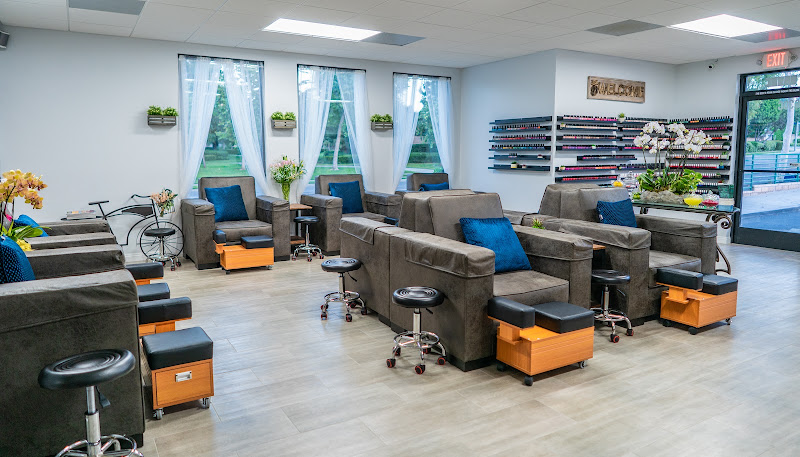 Omni Organic Nails