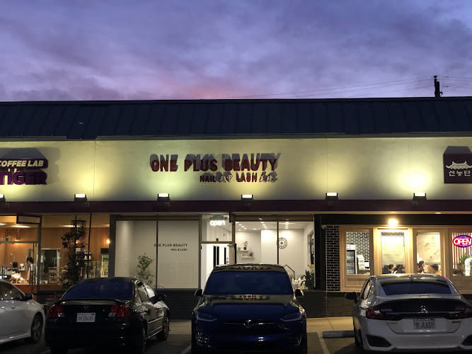 One plus beauty nail & lash