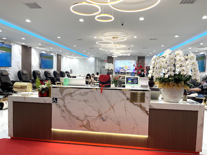 Parise Nails & Spa