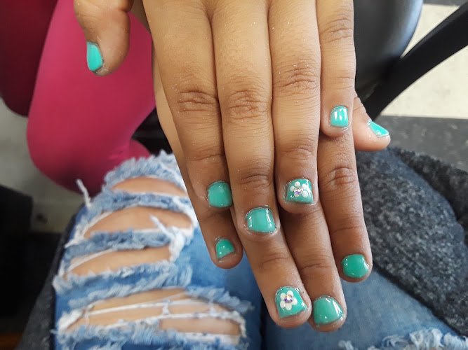 Paul's Nails