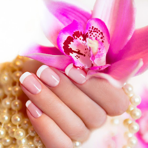 Pinky's Nails and Spa, nail salon in Union City, California