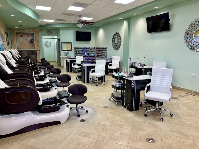 Pixie Nail Salon