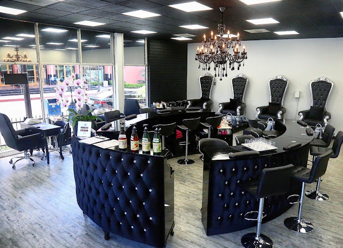 Polished Nail Bar