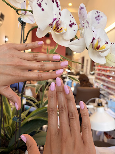 Polished Nail Spa
