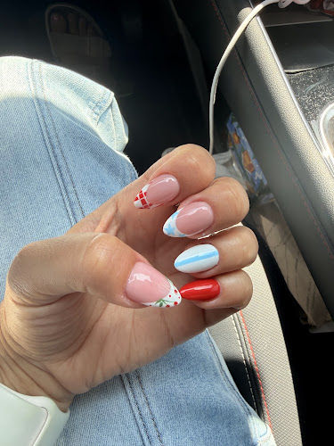 Polished Nailbar