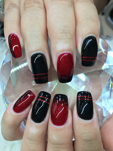 Q nails Inc.