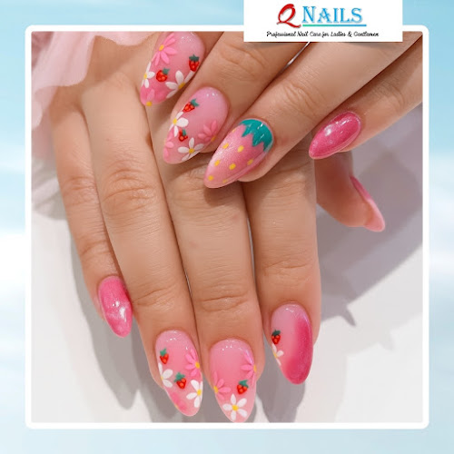 Q Nails