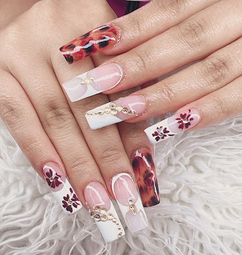 Quality Nails & Spa