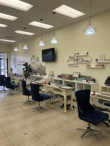Queen Nail, nail salon in Monterey Park, California