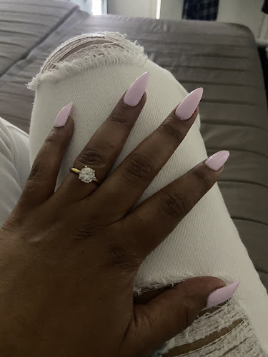 Queen's Nail