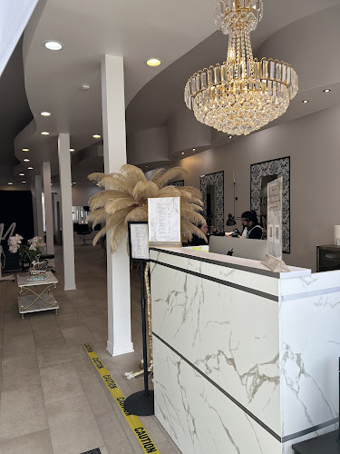 Rich Angel Salon