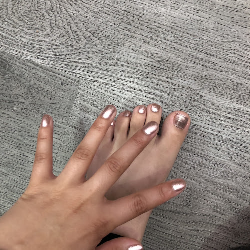 Rosa's Nails