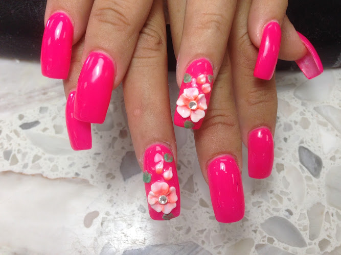 Rose's Nails